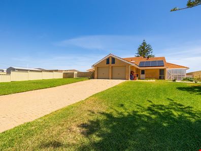 39 DE BURGH STREET, Ledge Point WA 6043