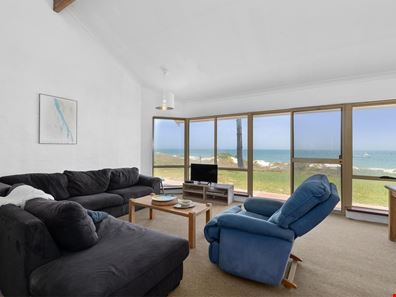 39 DE BURGH STREET, Ledge Point WA 6043