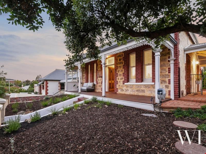 11 Wesley Street, South Fremantle WA 6162