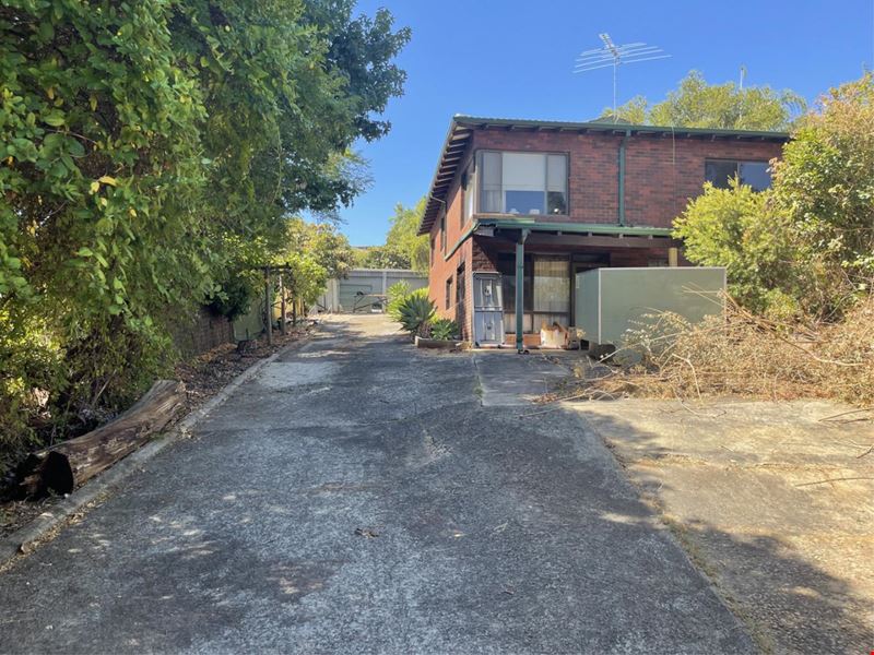 40 Croyden Road, Roleystone WA 6111