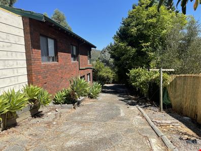 40 Croyden Road, Roleystone WA 6111