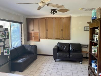 40 Croyden Road, Roleystone WA 6111