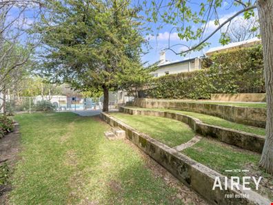 25/375 Stirling Highway, Claremont WA 6010