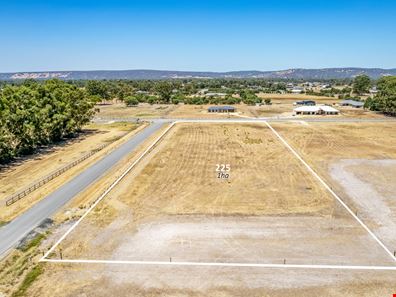 225/ Hasluck Circuit, North Dandalup WA 6207