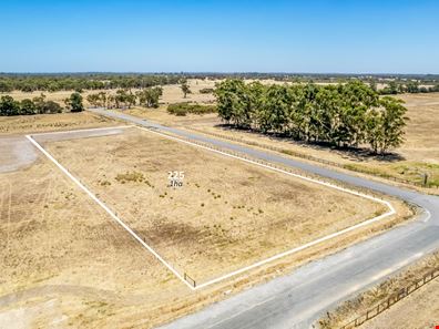 225/ Hasluck Circuit, North Dandalup WA 6207