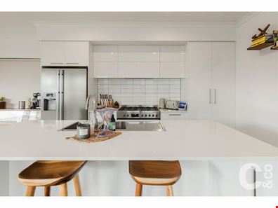 26 Pickering Avenue, Parmelia WA 6167