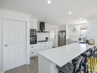 118 Stonehaven Parade, Kinross WA 6028