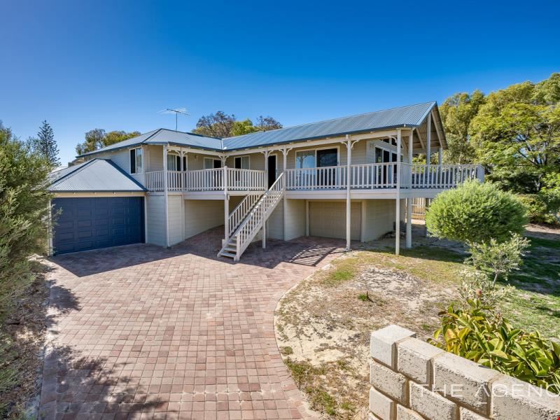 10 Vaughey Road, Quinns Rocks WA 6030