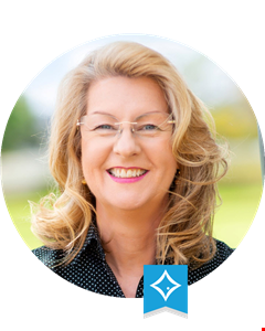 Karen Wood - REIWA Accredited