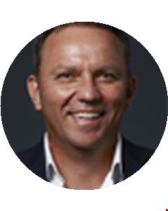 Grant Retallick head shot