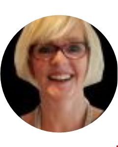 Liz Beveridge head shot