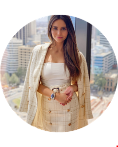 Lauren Lovelace head shot