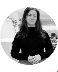 Emma Lauren head shot