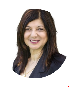 Sally Howe head shot