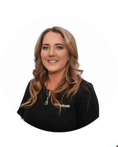 Larissa Todd head shot