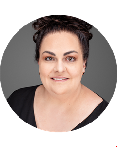 Kylie Owen head shot