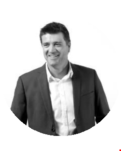 Andrew Davey head shot