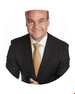 Simon Mills head shot