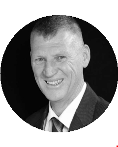 Steve Howell head shot