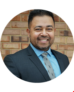 Russell Vaguez head shot