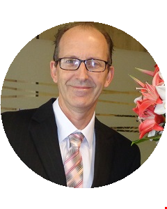 Peter Hall head shot