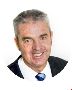 Mick Evans head shot