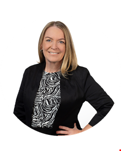 Sara Young head shot