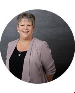 Fiona Asbroek head shot