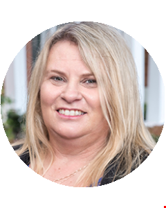 Leanne Scott head shot