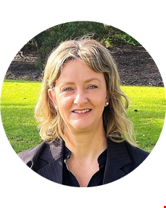 Julie Hetherington head shot