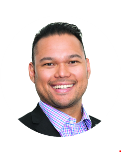 Daniel Lewis head shot